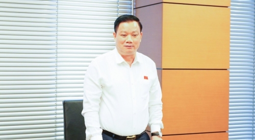 Ông Nguyễn Khắc Thận được bầu giữ chức Trưởng đoàn đại biểu Quốc hội tỉnh Nghệ An