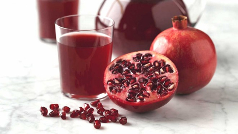1296x728 15 Health Benefits of Pomegranate Juice