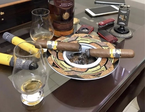 hut cigar