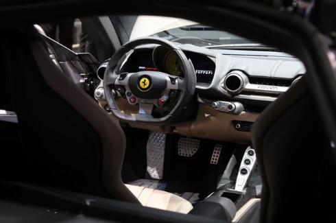 16ferrari 812 sieu xe manh 17 1488989133880