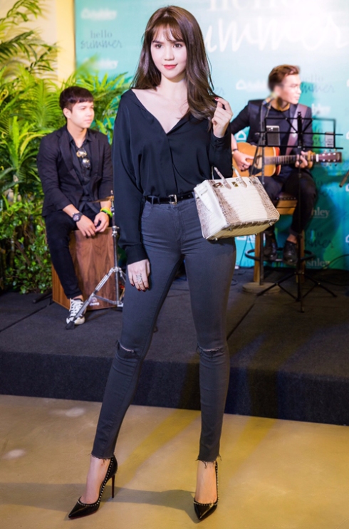 2 ngoc trinh 1 4137 1489543567