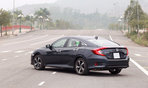 2Honda Civic 2016 VnE 7972 7001 1487724784