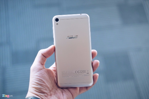 Asus Zenfone Live zing 4